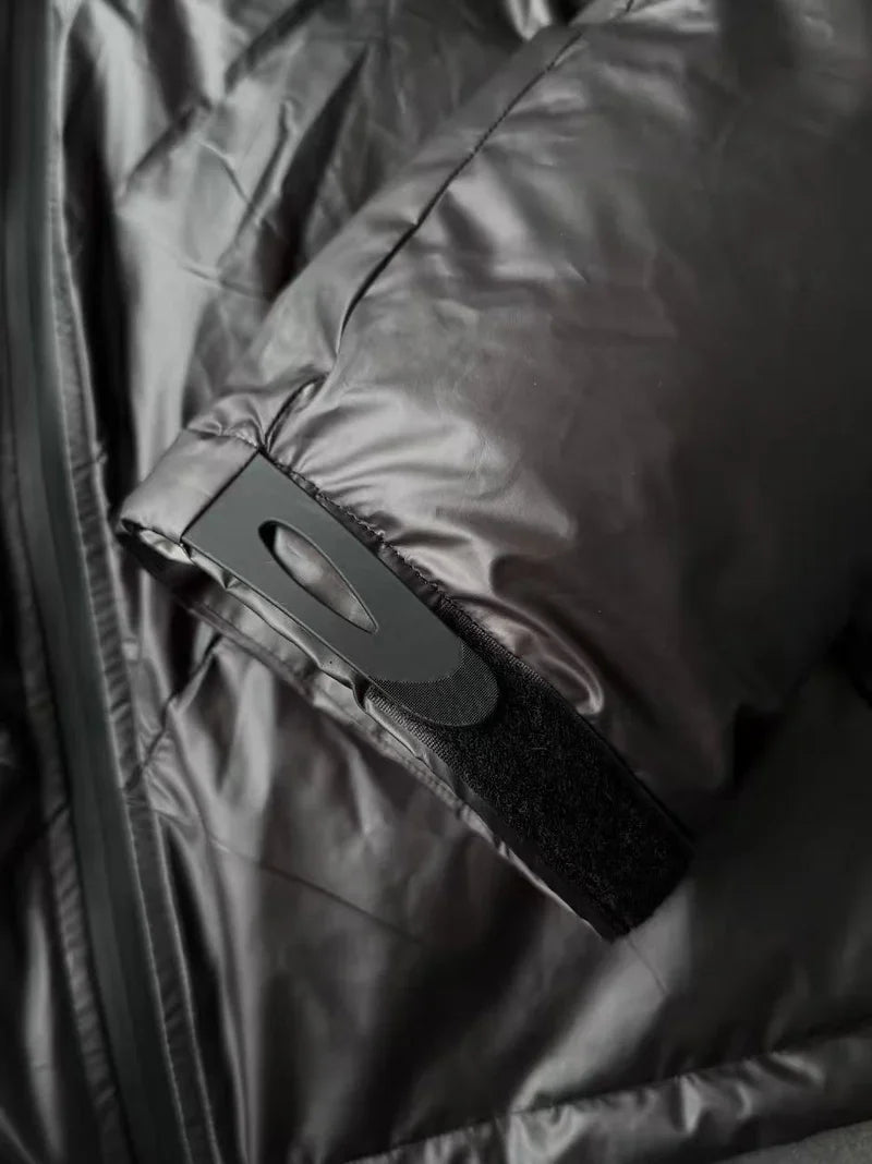 “Dissipate” HEAT REACTIVE PUFFER - Tungsten Steel Black (Pre-sale Price Time-limited )